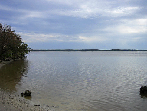 Blick auf Wasser